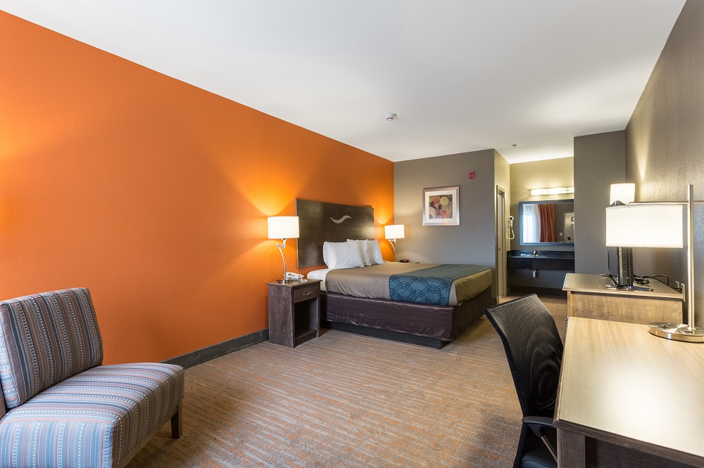 Econo Lodge Hotel Room